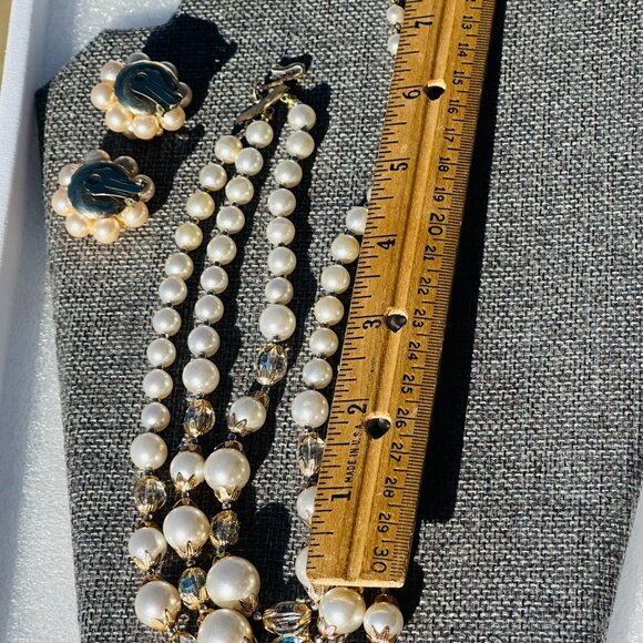 VTG  Faux Pearls and Crystal Glass Beads 3 Strand Necklace 16” - Picture 3 of 4